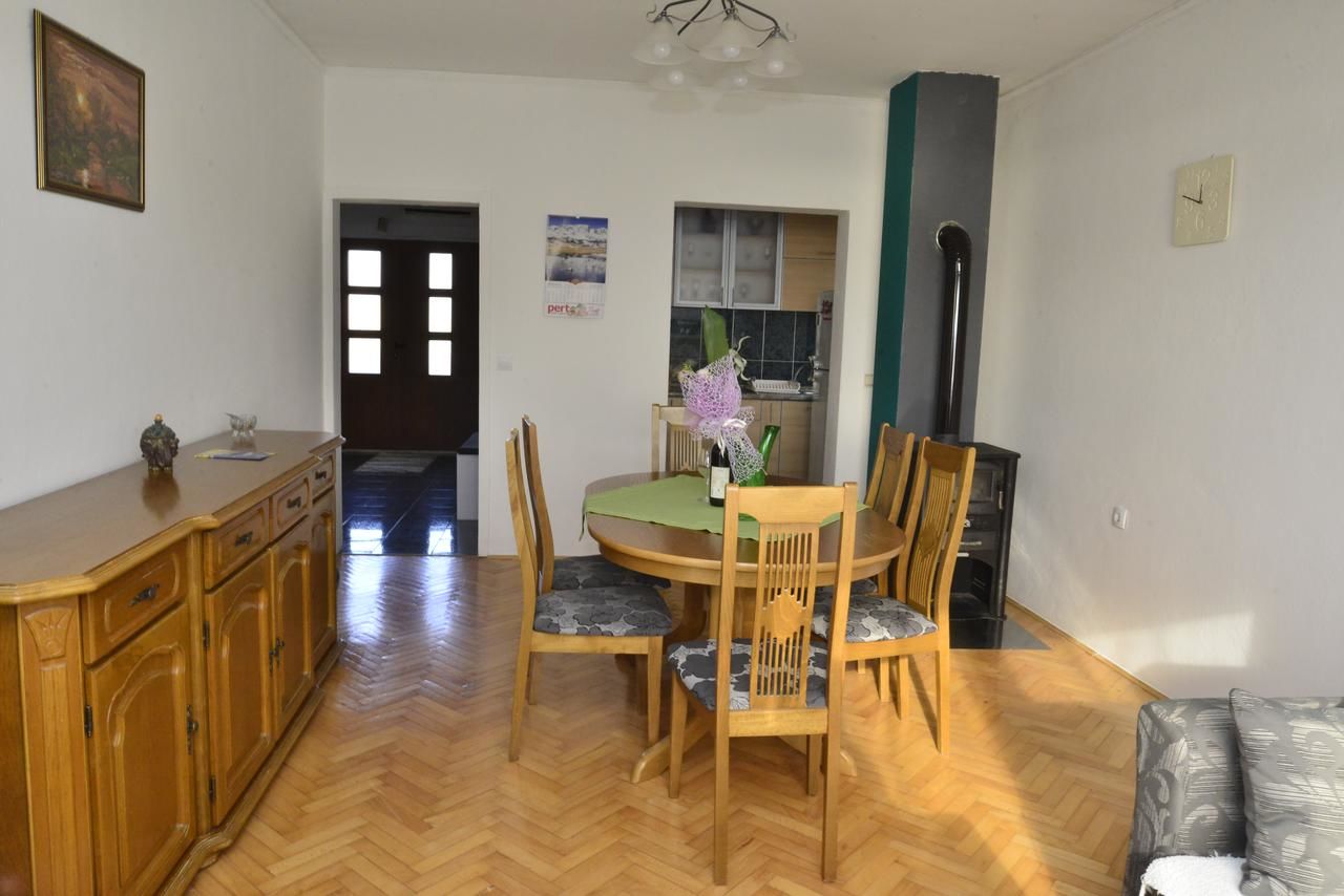 Апартаменты House Sarovic Тиват