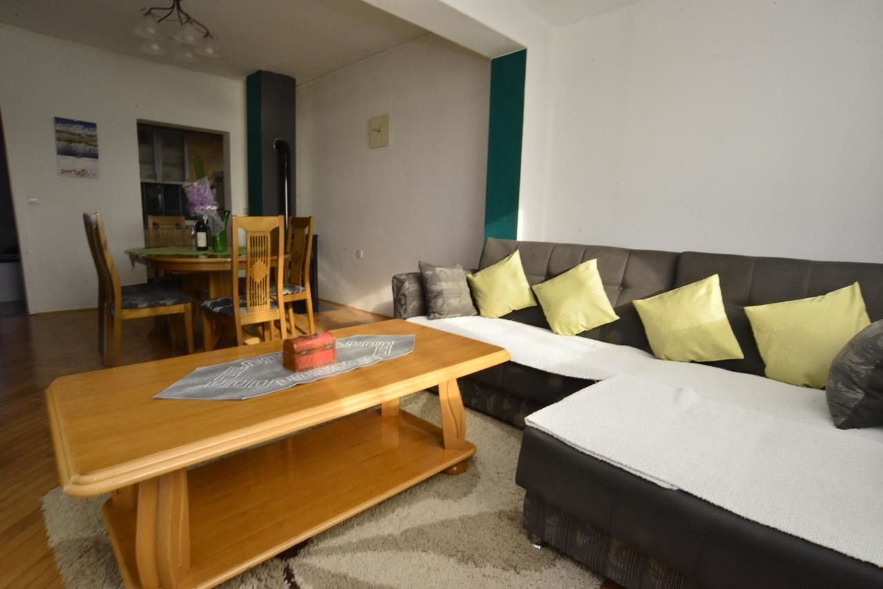 Апартаменты House Sarovic Тиват